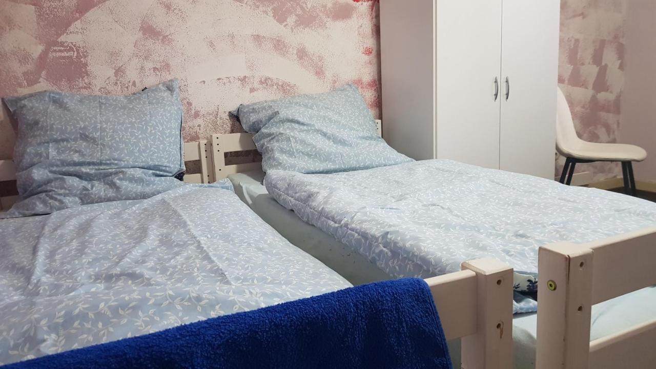 Handwerker Unterkunft Monteurzimmer Mit Gemeinschaftsbad In Brebach Σααρμπρύκεν Εξωτερικό φωτογραφία