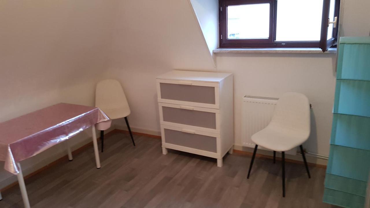 Handwerker Unterkunft Monteurzimmer Mit Gemeinschaftsbad In Brebach Σααρμπρύκεν Εξωτερικό φωτογραφία